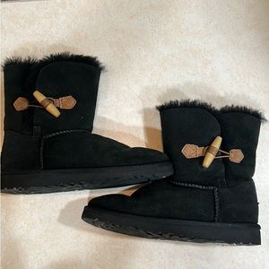 UGG Black Suede Shearling Toggle Ankle Boots with Tan Accents